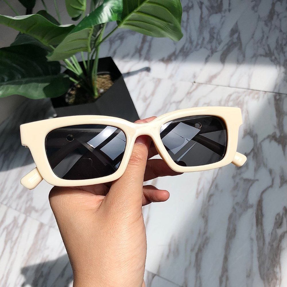 Women's Sun Glasses Retro Small Rectangle UV400 Bg - Picture 2 of 5